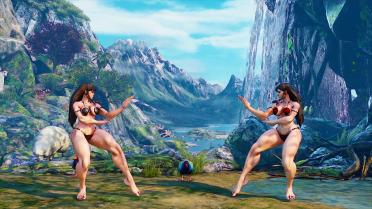 Chunli Loos Bare Eye Wet