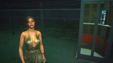 Claire wears Excella's dress mod