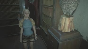 Katherine Warren (Katherine Warren) wear-Laura Croft costume