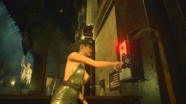 Claire wears Excella's dress mod