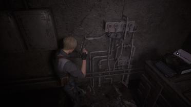 Leon Resident Evil 4 Bundle