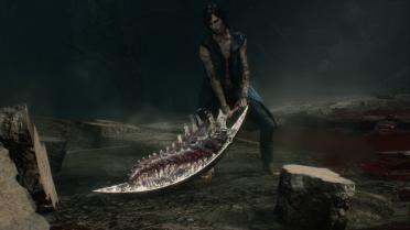 V's blue and gold costume