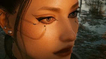 Koralina's new eyes-realistic and unrealistic colors
