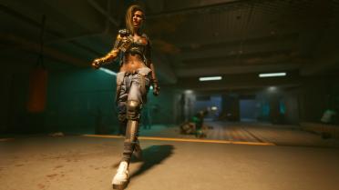 Claire's uncut pants