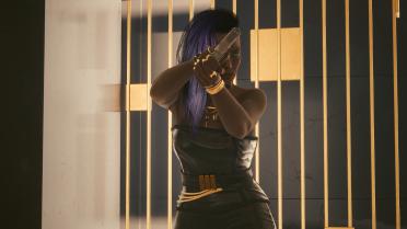 Fem V's unique costume