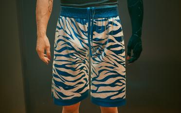 Color changes of men's V fitness shorts