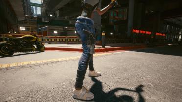 Claire's uncut pants