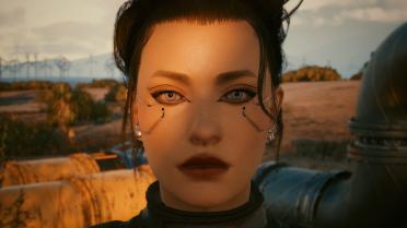 Koralina's new eyes-realistic and unrealistic colors