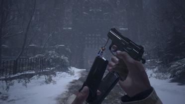 Robert Kendo Weapon Charm