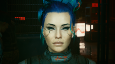 Koralina's new eye makeup-graphic eyeliner