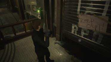 Chris RE8 (tactical vest - strapless)