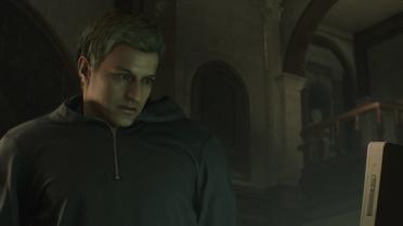 Resident Evil 8 Ethan Coat - Hoodie (Patch)