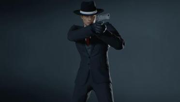 Leon's RE4 Gangster Suit (No Scarf Patch)