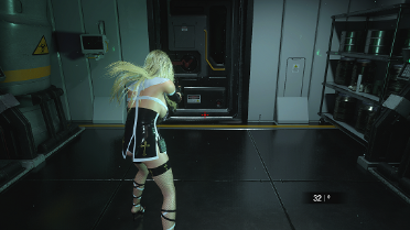 RE3 Lowered camera with no-zoom aim