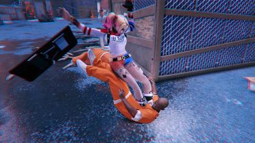 Harley Quinn (Margot Robbie)