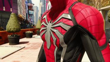 Advanced Suit Recolor (Red and Black with Gray Spider Logo)