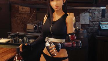 Tifa Advent Children Skirtless