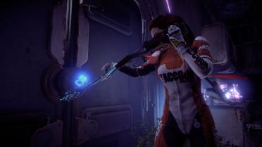 Aloy In Elza Walker Suit