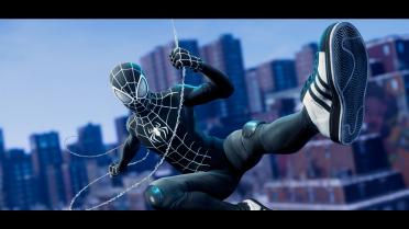 Symbiote Style for Peter Gift Suit