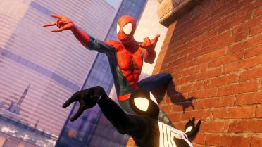 Replace Peter's Advanced Suit with Comic Book Classic Suit