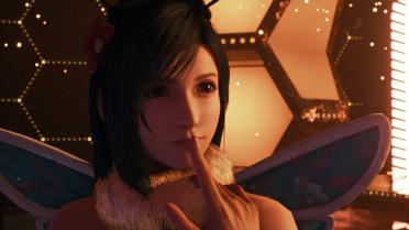 Play as Bee costume Tifa and Replace Andrea with Bee costume Cloud