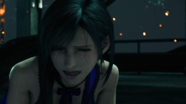 Purple Dress in Crying Scenes - Tifa