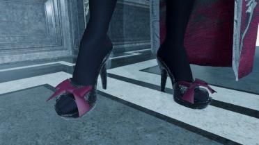 Red Kimono - (Aranea)