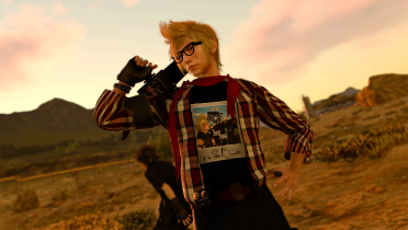 Photographer Prompto Outfit