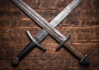 Dual Wielding Master