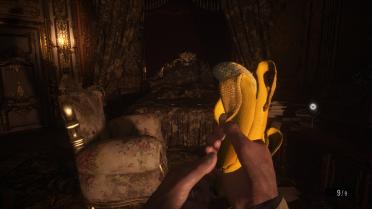 Banana gun and spoon knife