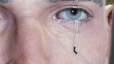 Trailer eye color