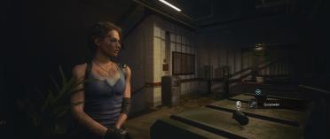 RE3 light on