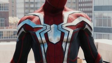 Hybrid Red Black And Silver 4K